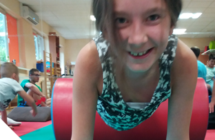 Alyshia Covey na turnusie rehabilitacyjnym